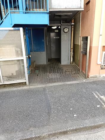 正面玄関