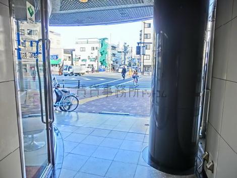 正面玄関