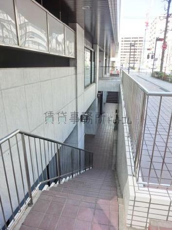 正面玄関