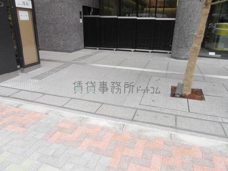正面玄関