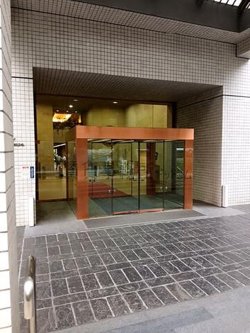 正面玄関
