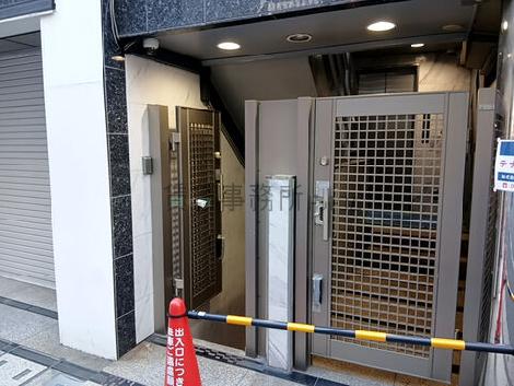 正面玄関