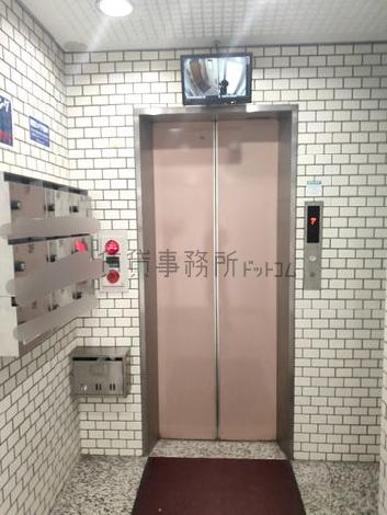 エレベーター