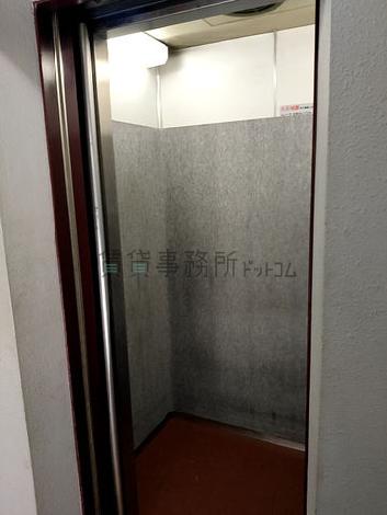 エレベーター