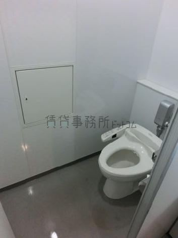 オーイズミ六本木ビルのトイレ