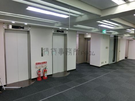オーイズミ六本木ビルの室内