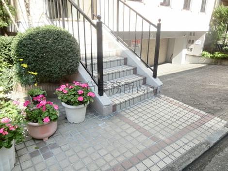 正面玄関