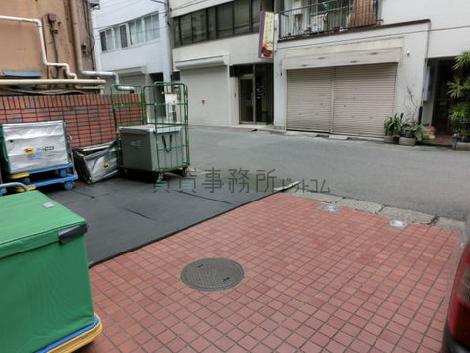 正面玄関
