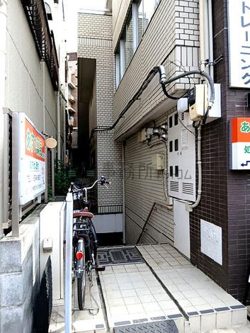 正面玄関