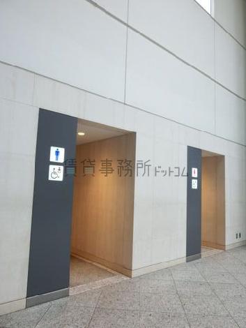 共有トイレ