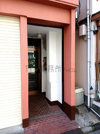 正面玄関