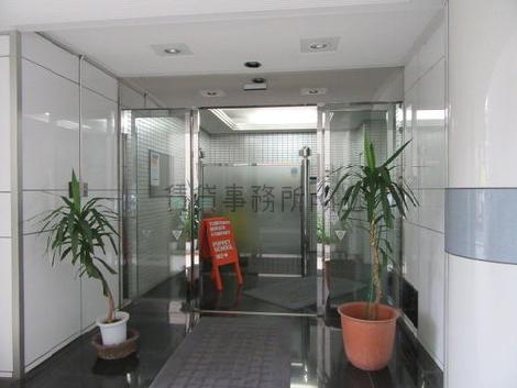 正面玄関