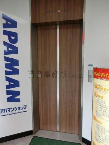 エレベーター