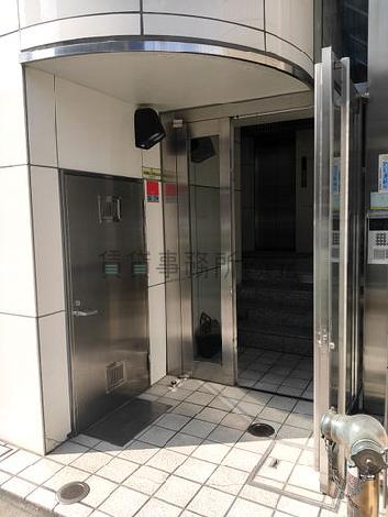 正面玄関