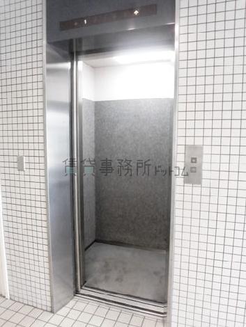エレベーター