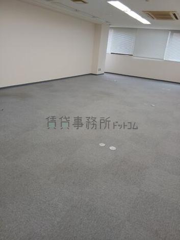 フロンティアビルⅡの室内