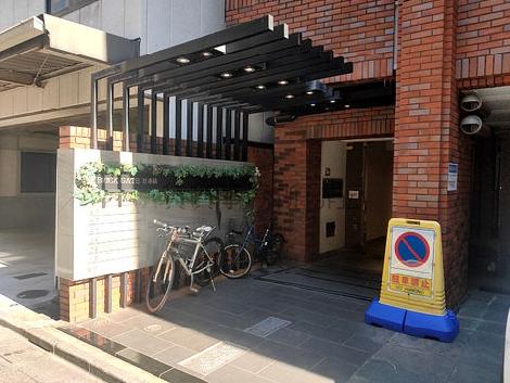 正面玄関