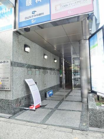 正面玄関