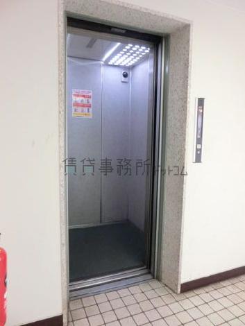 防犯カメラを設置