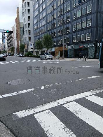 外堀通り沿い