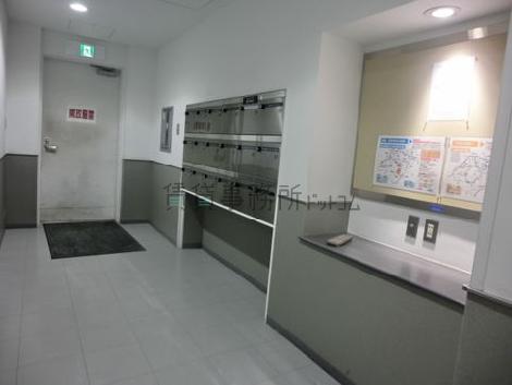 案心の鍵付郵便受けです