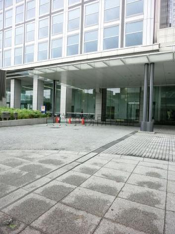 正面玄関