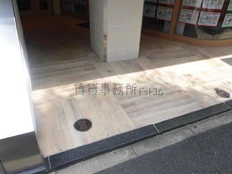 正面玄関