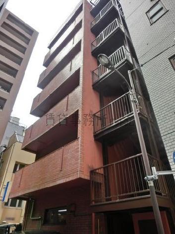 物件の屋外階段