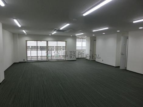 NTMビルの室内