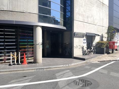 正面玄関