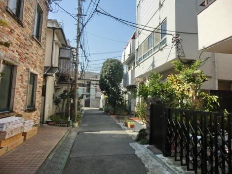 緑の多い閑静な環境です