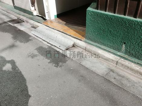 正面玄関