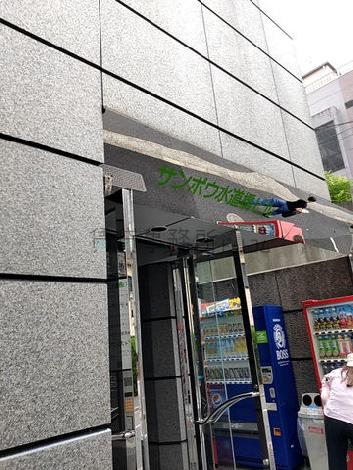 正面玄関