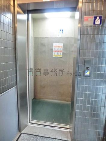 エレベーター