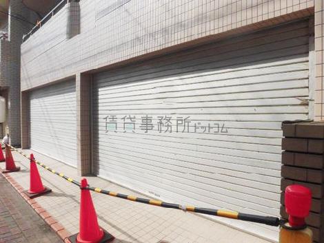 正面玄関