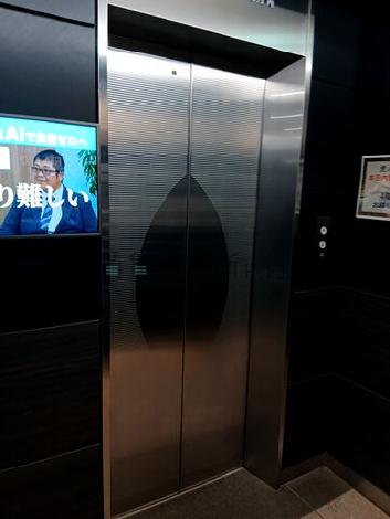 エレベーター