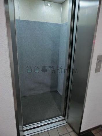 ６人乗りです