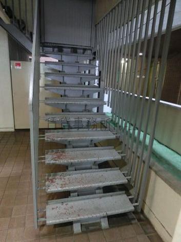 非常階段があります