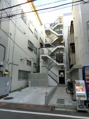 正面玄関