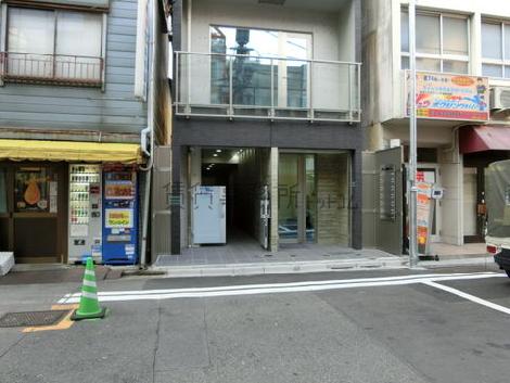 正面玄関