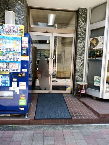 正面玄関