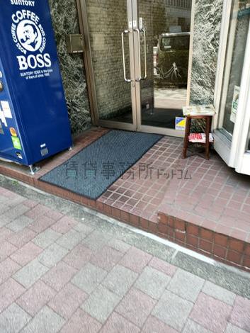正面玄関