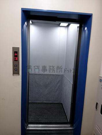 エレベーター