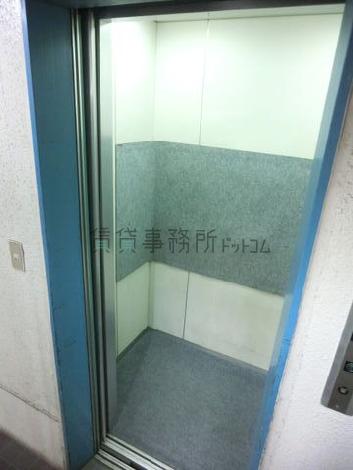 エレベーター