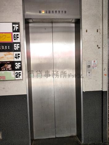 エレベーター