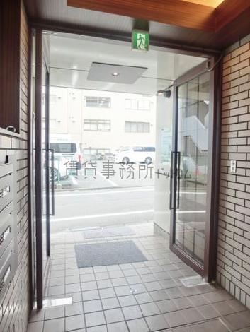 正面玄関