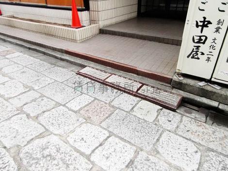 正面玄関