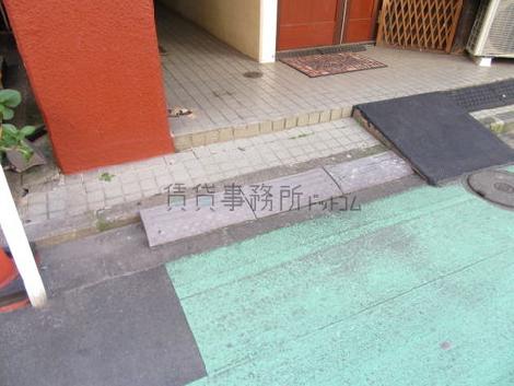 正面玄関