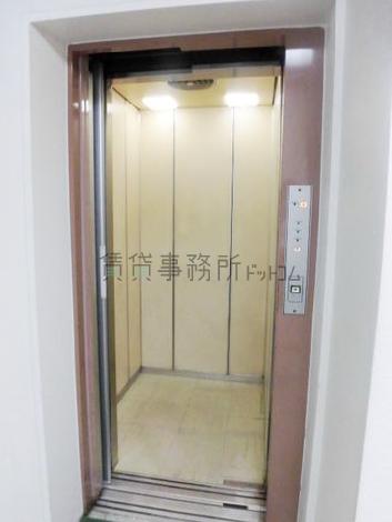 エレベーター