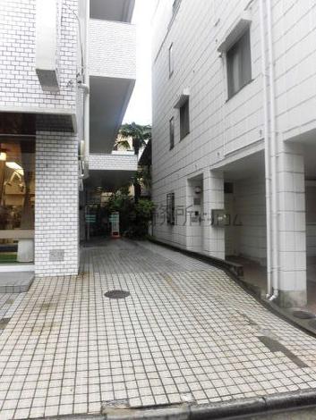 正面玄関
